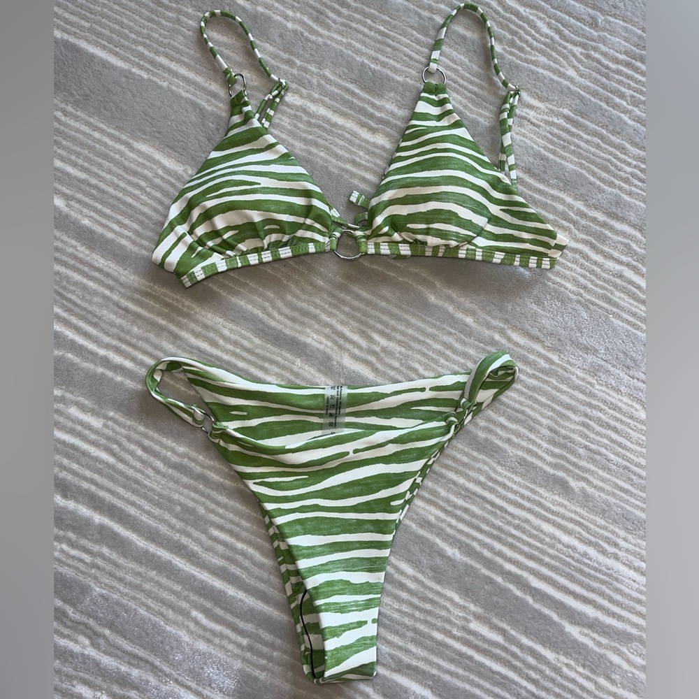 SHEIN size small 2 piece Swimsuit.